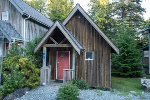 Front of the cabin and parking