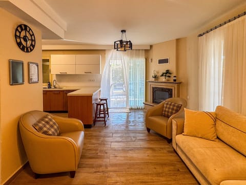 Luxury Villa, Beach View | Interior