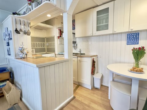 Kitchen area of Little Penty Holiday Cottage, Padstow, North Cornwall