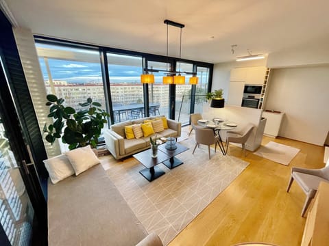 Living Room 069911090864 number