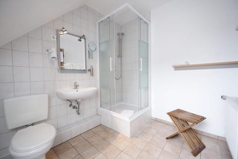 Shower, towels, soap, shampoo