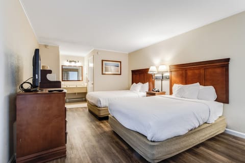 Deluxe Double Room, 2 Double Beds, No Windows | Iron/ironing board, free WiFi