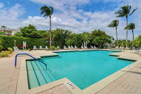 Stuart Vacation Rental | 2BR | 2BA | 1,275 Sq Ft | Step-Free Entry