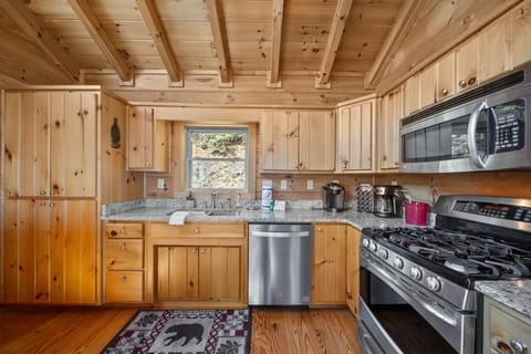 Gas Stove and Oven in the Spacious Kitchen