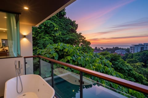 Brand New 2 Bed Seaview Apartment Utopia Karon (11325)