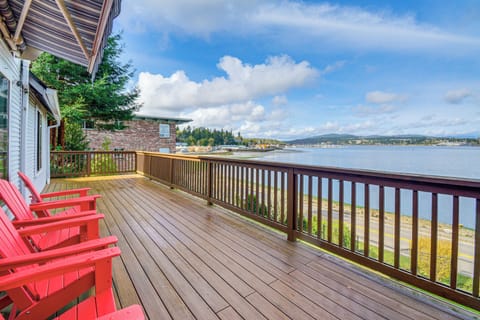 Port Orchard Vacation Rental | 3BR | 2.5BA | 13 Steps to Enter | 2,144 Sq Ft