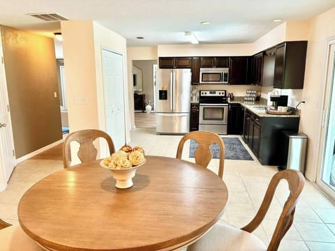 dcd5f595-429c-466a-b4fa-f0e31cd57e67