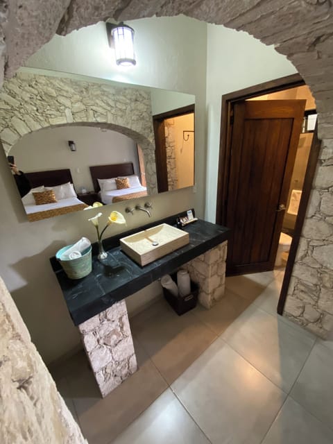 Comfort Double Room | Bathroom | Towels, soap, toilet paper