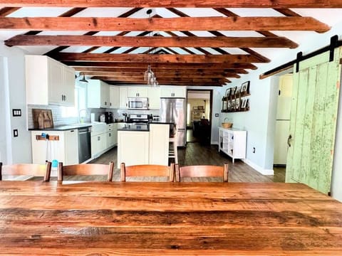 Make Every Meal a Breeze with Modern Stainless Steel Appliances