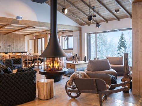 Apartment | Living room