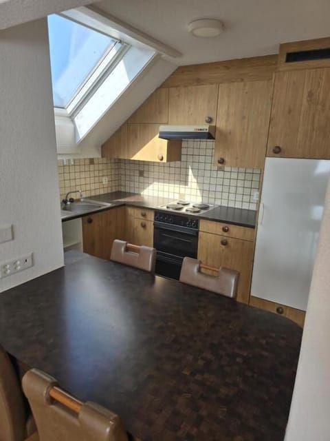 Comfort Studio Suite, Multiple Beds, Non Smoking, Kitchen | Desk, laptop workspace, free WiFi, bed sheets