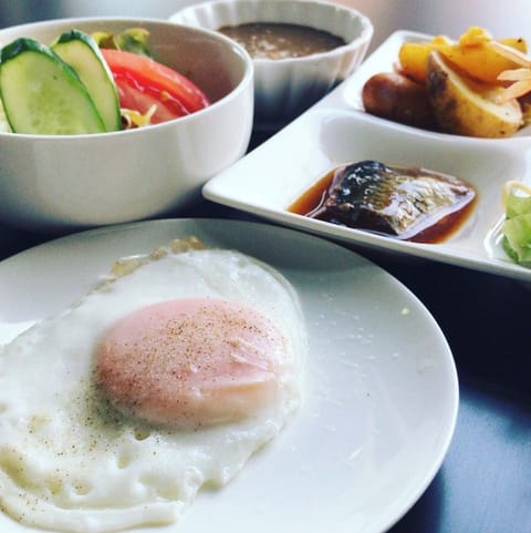 Breakfast meal