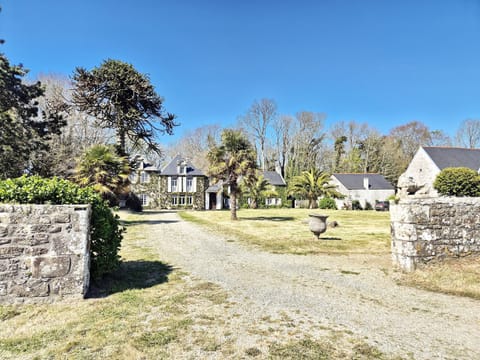 Estate entrance