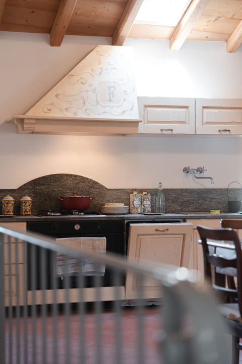 Deluxe Apartment | Private kitchen