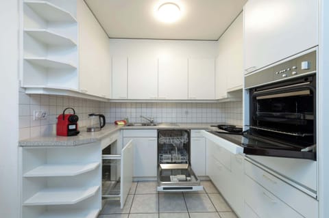 Kitchen with dishwasher