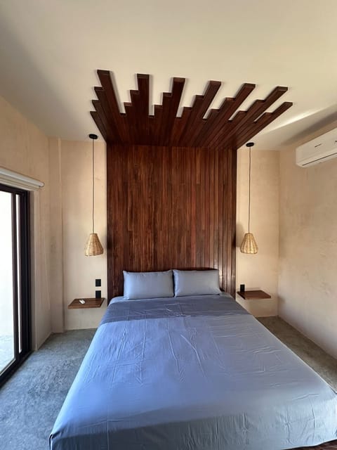 Superior Suite | Down comforters, in-room safe, free WiFi, bed sheets