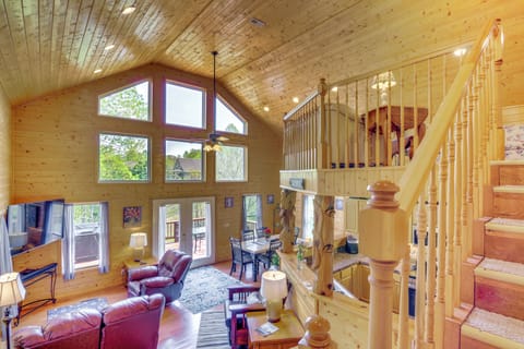 House (4 Bedrooms) | Interior