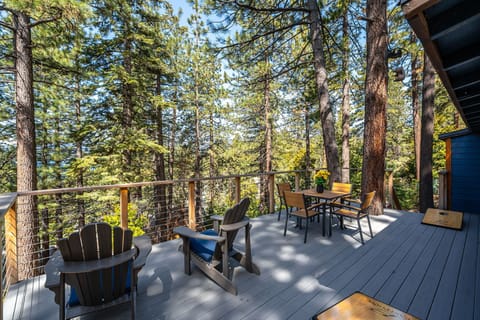 Deck Tahoe Blue Haus