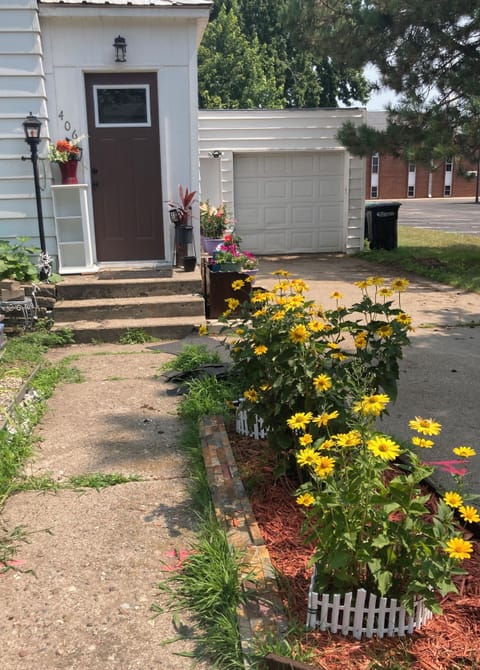 Front Entry  - Single Car Garage - Church Parking Lot on Right