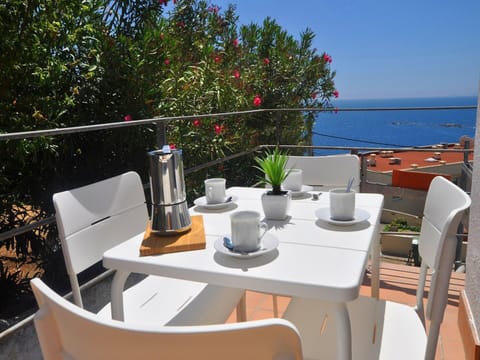 Apartment | Balcony