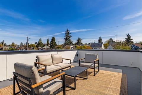 Bask in the sun on the rooftop, where you can soak up the warmth and enjoy panoramic views in a tranquil setting.