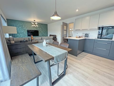 Open plan living space | The Peaks, Aviemore