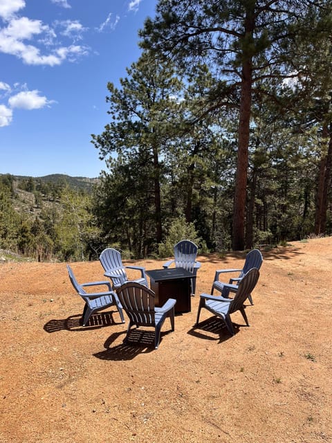 Gather by the fire pit and enjoy fresh air and mountain views.