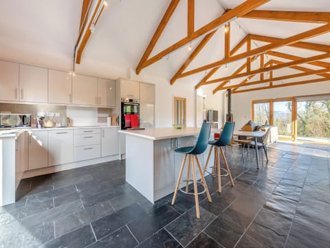 Open plan living space | Pyllaubach, Llandeilo
