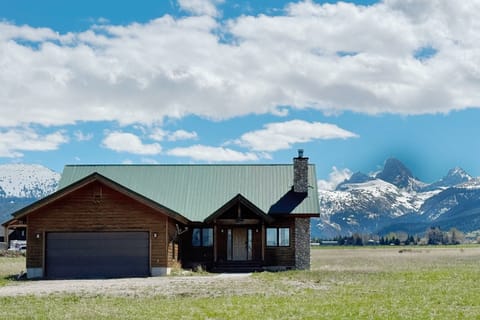 This home is the perfect basecamp for your next Teton adventure!