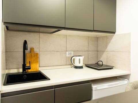 Residential Area, Shrub, Roof, Home, Cottage, Driveway, Estate, Siding, Landscaping, Yard