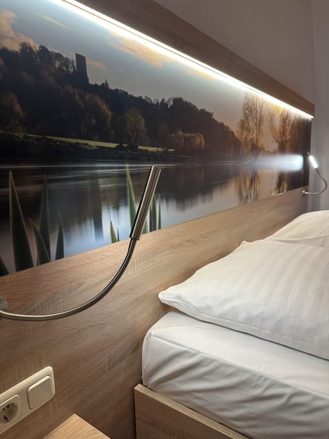 Comfort Double Room | Rollaway beds, free WiFi, bed sheets