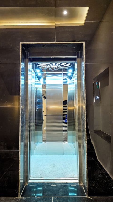 Elevator