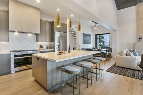 Indoors, Home Decor, Kitchen, Architecture, Building