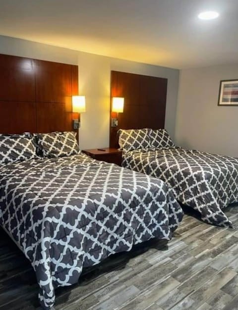 Double Room | Premium bedding, free WiFi, bed sheets