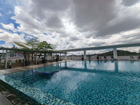 Rooftop pool