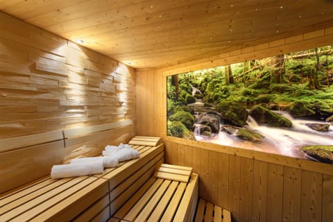 Sauna, hot tub, body treatments, body wraps, body scrubs