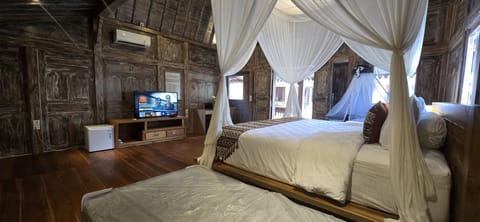 Minibar, blackout drapes, iron/ironing board, free WiFi