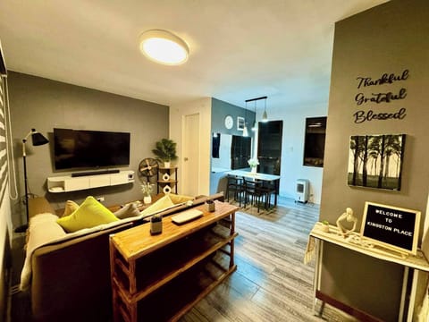 House, 2 Bedrooms, Accessible | Living room