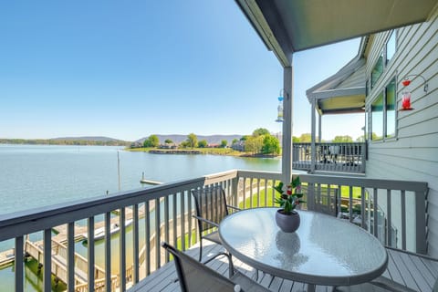 Apartment (2 Bedrooms) | Front of property