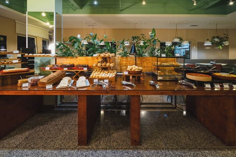 Daily buffet breakfast for a fee