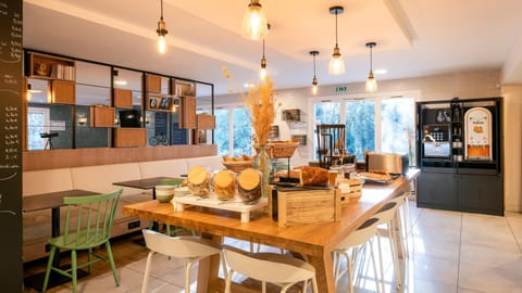 Daily buffet breakfast (EUR 14 per person)