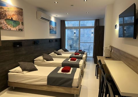 Bed for 4 persons