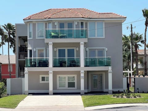 So upscale,w/glass balconies, the epitome of luxury!Located 100ft from the beach