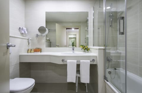 Hair dryer, towels, soap, shampoo