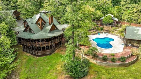 Welcome To Mountain Pooladise