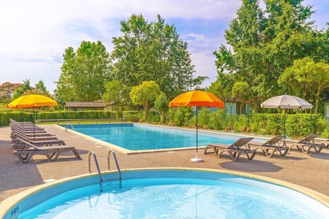 Splash around in the seasonal outdoor pool!