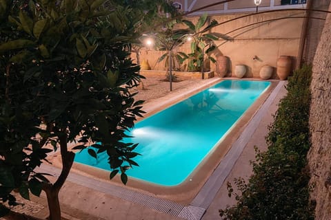 Holiday Home Swimming Pool