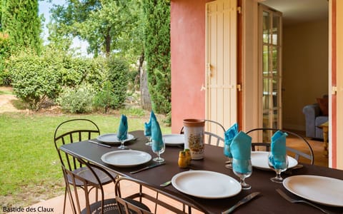 Enjoy meals outside on the terrace.