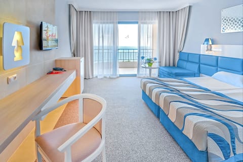 Free minibar, desk, free cribs/infant beds, free WiFi