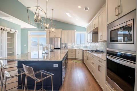 Gorgeous Ocean View Kitchen